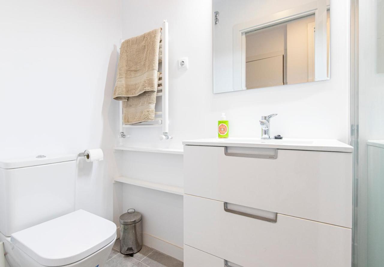 Apartamento 3 Habitaciones En El Barrio Justicia Madrid Eksteriør bilde